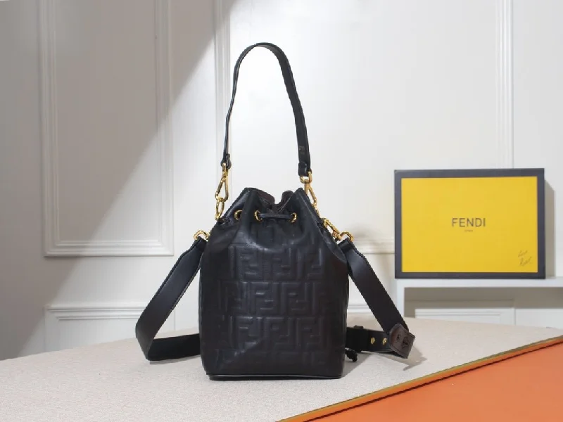 EN   Designer bags by Fendi 035