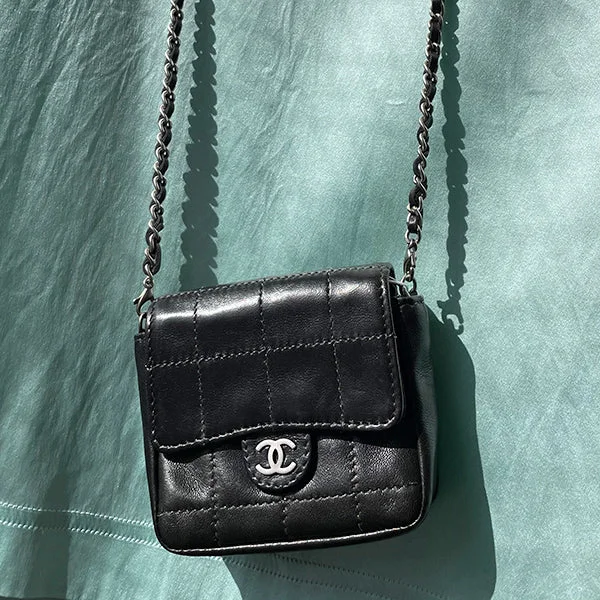 Chanel Around 2000 Made Chocolate Bar Cc Mark Plate Micro Chain Bag Black